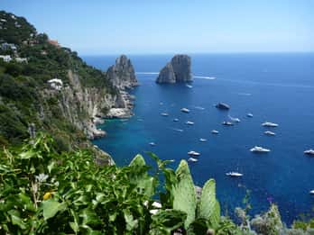 Da Positano, Praiano o Amalfi: Tour di Capri in barca di un giorno intero