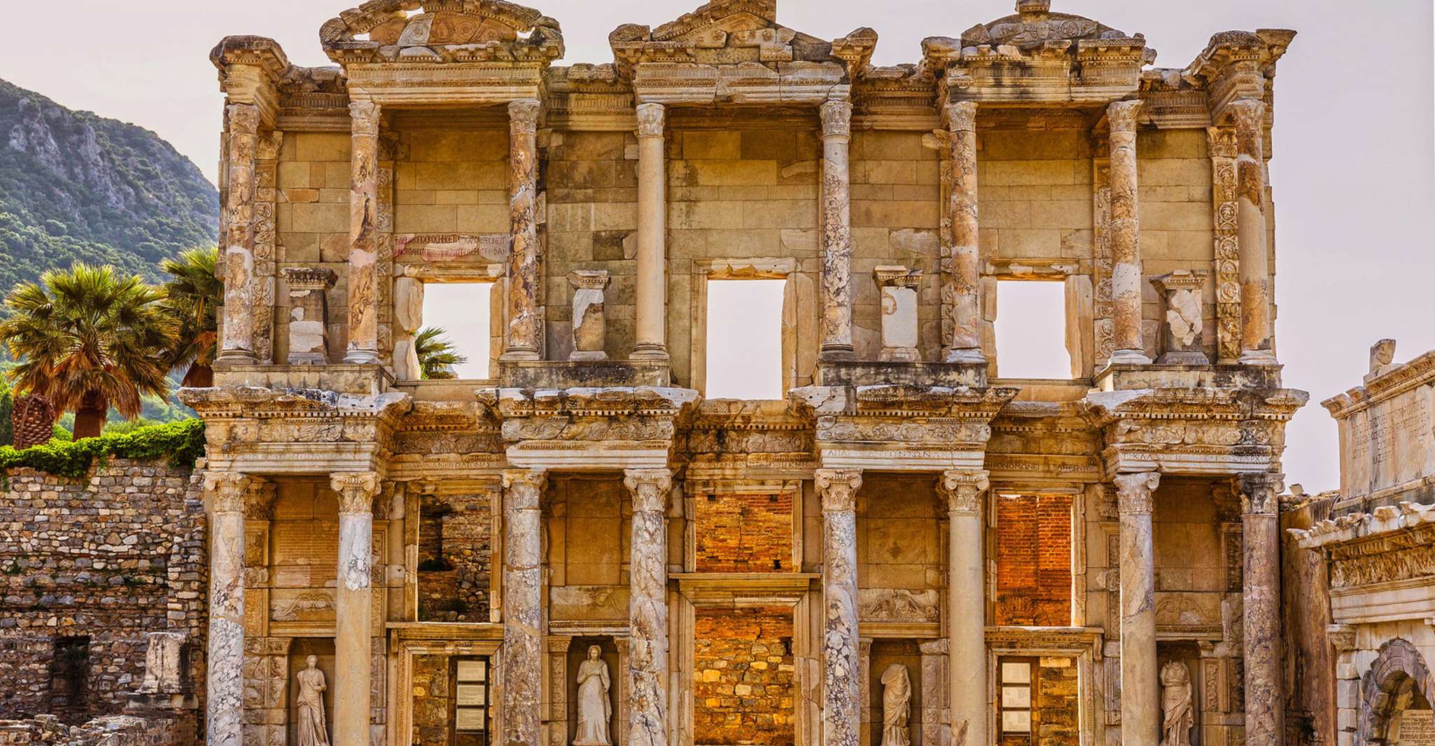 Kusadasi, Ephèse et Sirince Excursion de la côte de Skip-the-Line - Hizvo