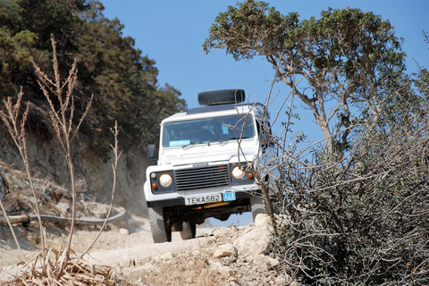 Paphos: Tour costiero con safari in jeep Land Rover e Laguna BluPaphos: tour costiero in Land Rover Jeep Safari e Laguna Blu