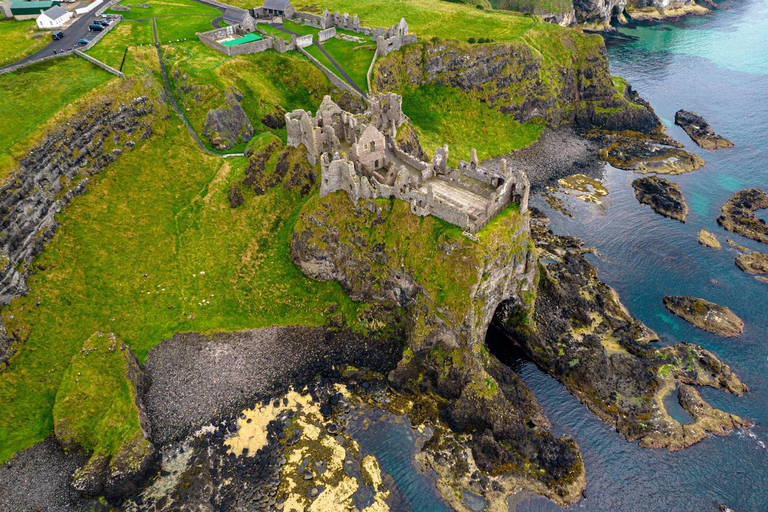 Belfast: Antrim Coast, Castles & Giant’s Causeway Tour