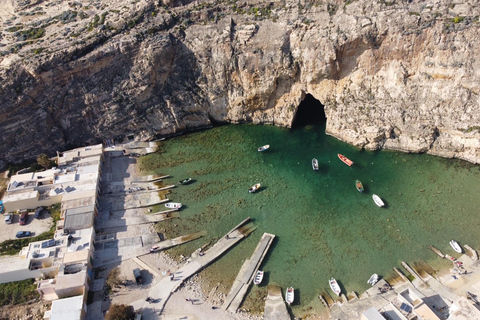 Gozo: Private Full-Day Customizable Tour with Driver & Van