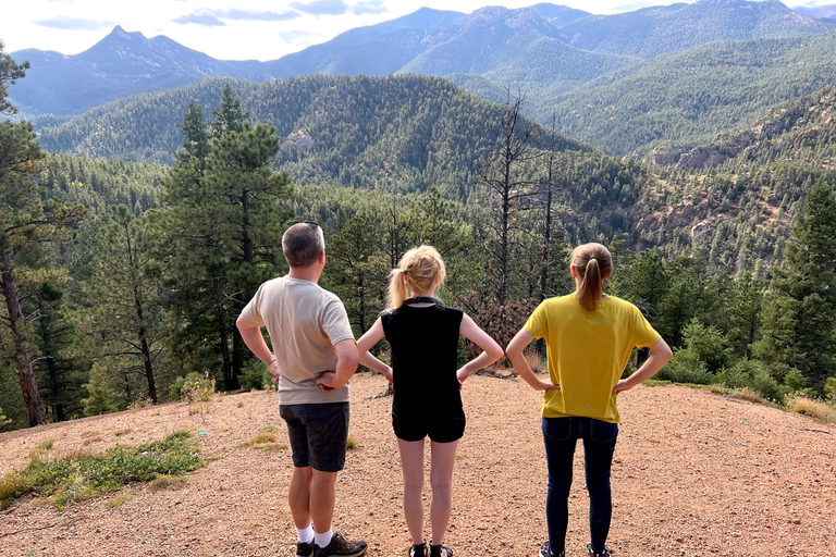 Colorado Springs: Garden of the Gods Guided Jeep Tour