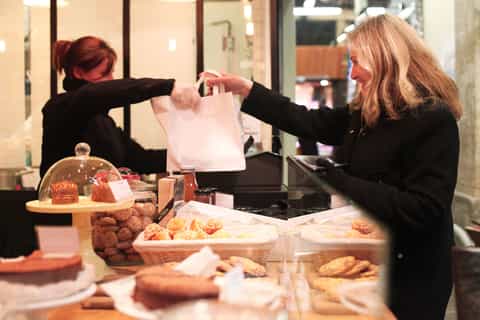 Paris: 3-Hour Chocolate & Patisserie Walking Tour