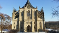 Desde Praga, gira de entrenador de medio día a Kutná Hora - Housity