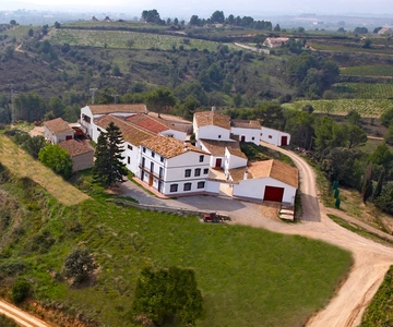Guardiola de Font-Rubí: Winery & Grill Menu Tour