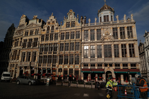 Bruxelles: tour a piedi dalla stazione centrale al Manneken Pis