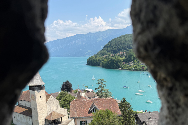 Interlaken: Tour zu den Schlössern am Thunersee mit Tickets