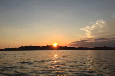 Marseille: Sunset Cruise with Dinner