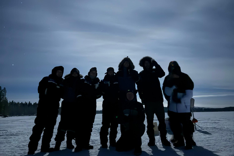 Kiruna: Small-Group Northern Lights Chase with Fire Dinner Private Northern Lights Chase with Fire Dinner & Photos