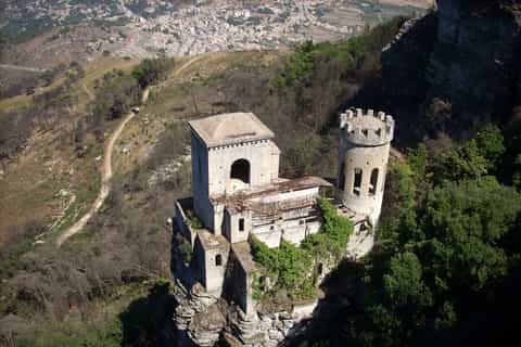Segesta, Erice and Salt Pans Full-Day Excursion from Palermo