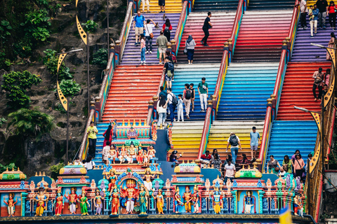 Kuala Lumpur: tour al atardecer por las cuevas de Batu con cena en hoja de plátanoTour compartido con recogida en el hotel