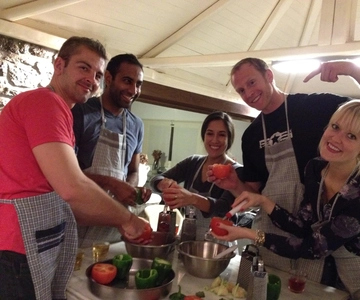 Mykonos: Cooking Class with Food and Wine
