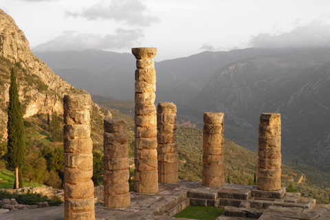 Från Aten: Delphi och Meteora 2-dagarstur med hotellRundtur på engelska 3-stjärnigt hotell