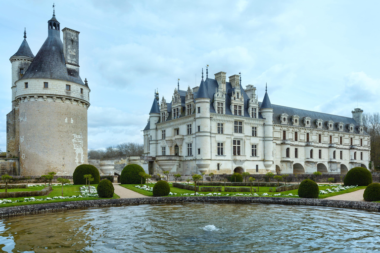 Loire Valley: Full Day Horse Ride, Grand Canal & Castle View