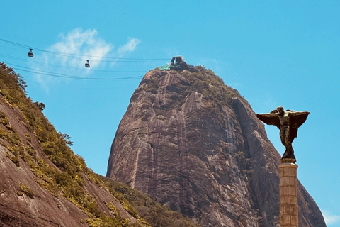 Best Private Tour in Rio: Sugarloaf, Christ by Train, AquaRio, Selarón