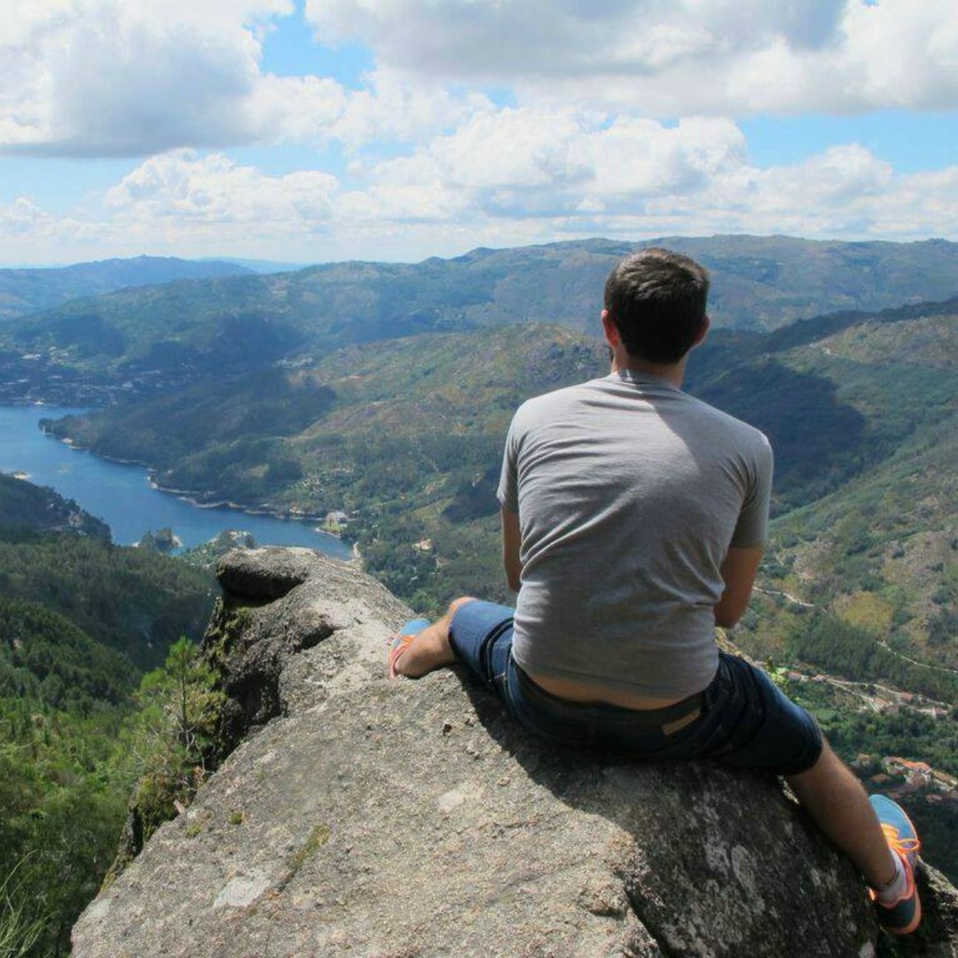 Colagem de mídia