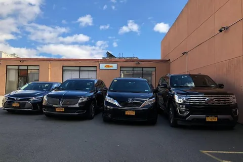 Montréal : Transfert privé au départ vers l'aéroport de Montréal YUL