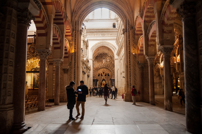 Bez kolejki: Wielki Meczet w KordobieMeczet-Katedra Cordoba History Tour po hiszpańsku