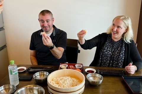 Tokio: Gotowanie sushi i ramenu w Tsukiji! Dwie lekcje w jednej!