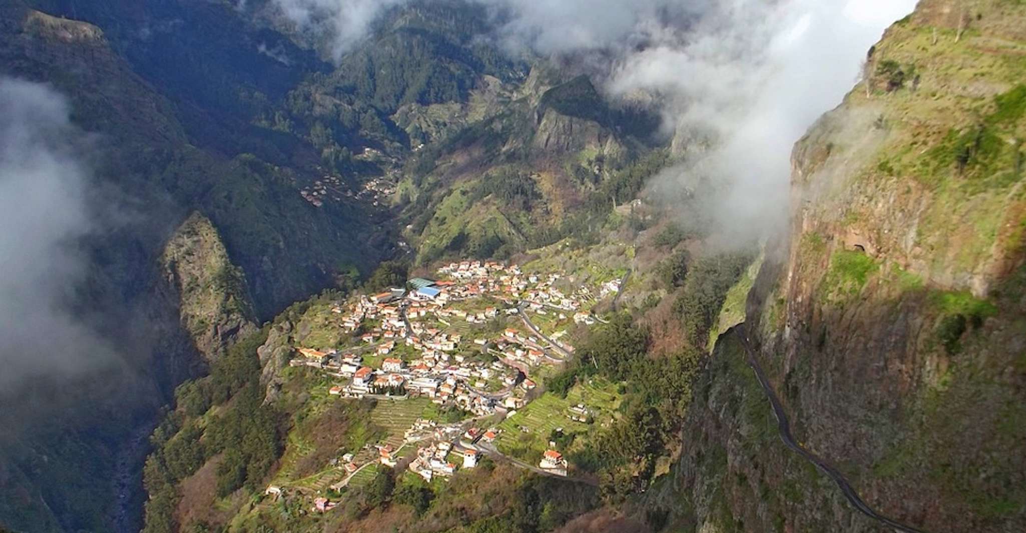 Funchal、Nuns Valley、Monte和Sleigh Riide Tour 从富夏尔、Nuns 山谷、Monte和Sleigh Riide Tour - Hizvo