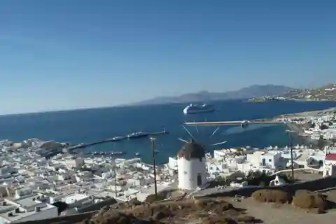 Mykonos : Visite guidée de la ferme, du village d'Ano Mera et des plages