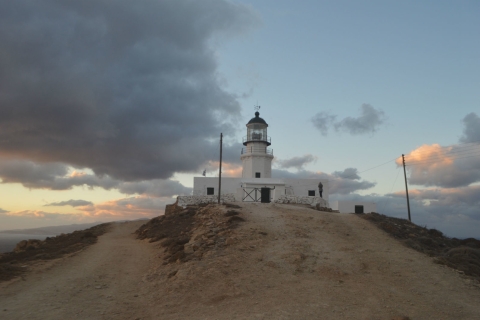 Visite du phare d'Armenistis au coucher du soleil