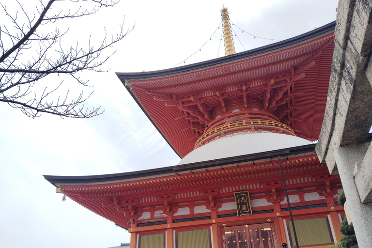 Near Osaka: Chant & Pray at Historic Nakayama-dera Temple