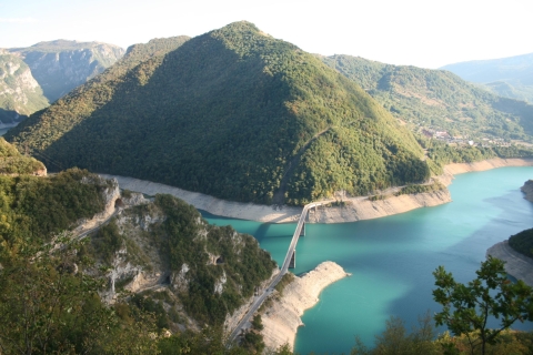 Czarnogóra: Spływ górski po rzece TaraSpływ górski po rzece Tara z miasta Herceg Novi
