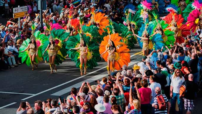 Desde Tenerife Sur: Desfile de Carnaval Santa Cruz de Tenerife