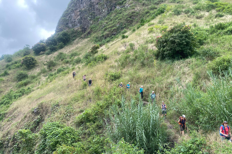 From Praia: Purgueira-Picos Sunrise Hike with Picnic Santiago: From the Beach, a Sunrise Hike to Purgueira-Picos with a Picnic