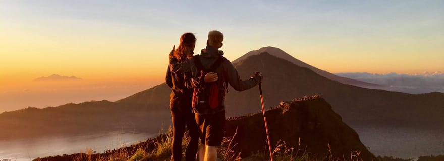 Bali : randonnée au lever du soleil sur le mont Batur et excursion en canoë sur le lac Batur