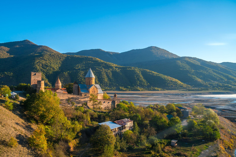 Kutaisi: Kazbegi Day Trip with Wine and Brandy Tasting