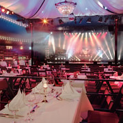 Berlin Cabaret Das Berlin Musical Im Tipi Am Kanzleramt GetYourGuide