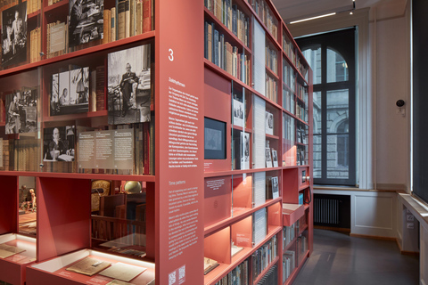 ETH Zurich Tour: Set Up for Writing ETH Zurich Tour: Decorated with writing
