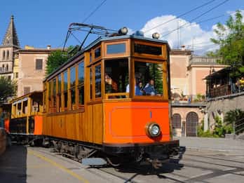Palma : visite d'une jounée de la Tramuntana avec train de Sóller et déjeuner