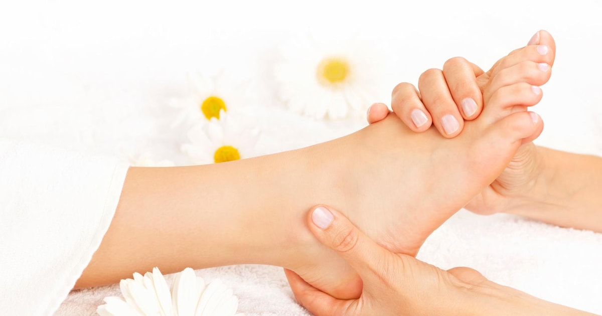 Foot Reflexology And Foot Massage At Your Accommodation Getyourguide 