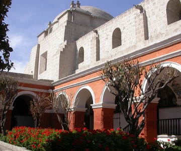 Tour a pie por Arequipa y el Monasterio de Santa Catalina