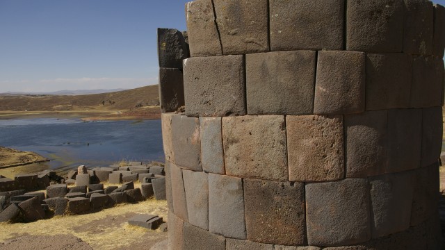 Visit Sillustani Chullpas de Sillustani Afternoon Half-Day Tour in Puno, Perú