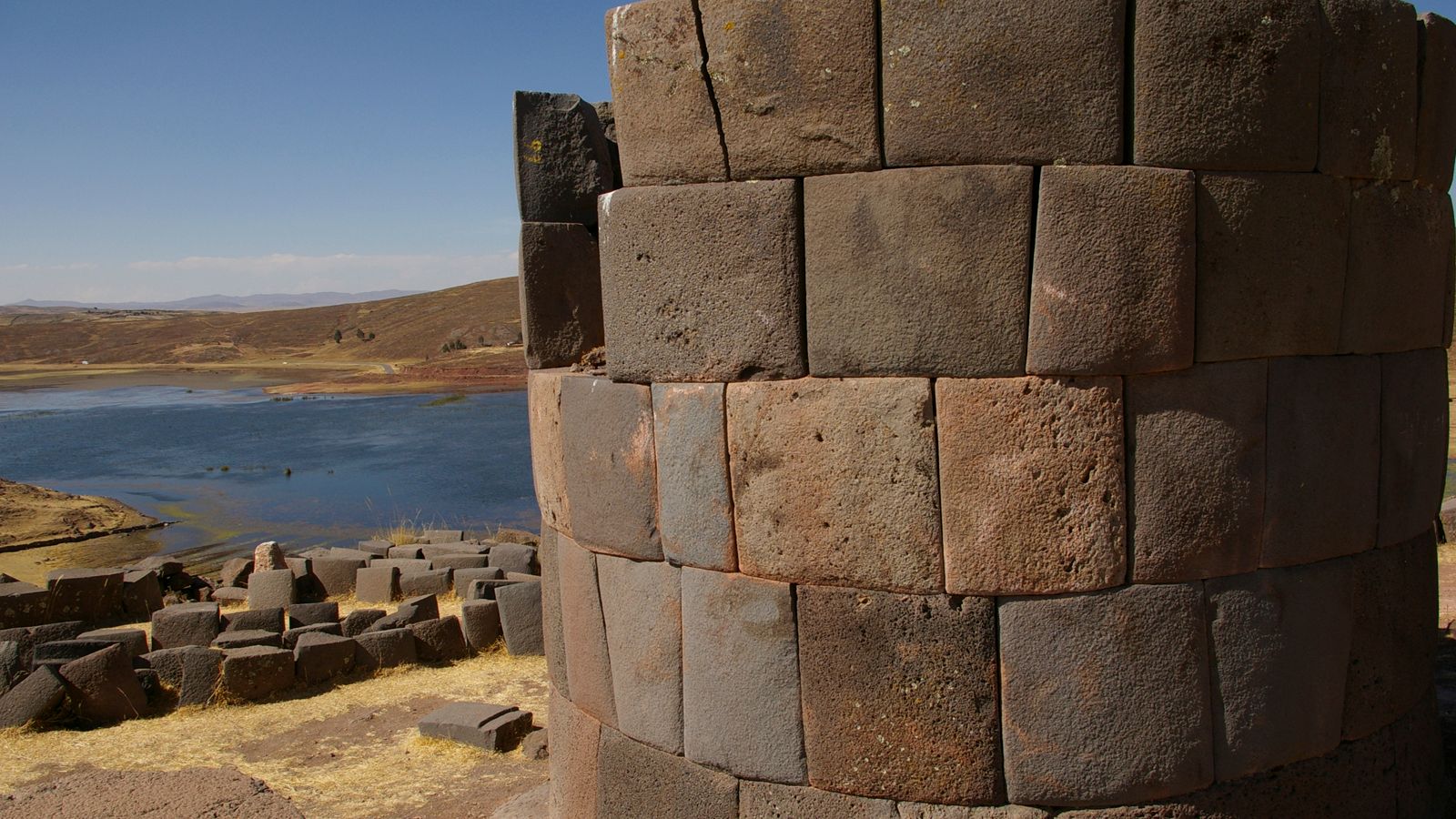 Sillustani: Chullpas de Sillustani – Halbtagestour am Nachmittag