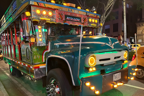 MEDELLIN: TOUR DELLA CITTÀ + OPEN BAR