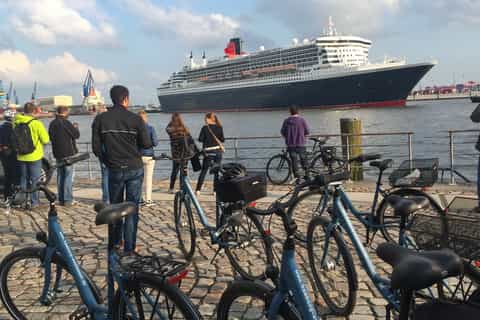 Highlights of Hamburg: 3-Hour Guided Bike Tour