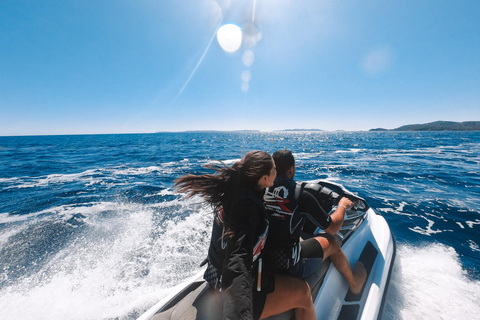 Le Lavandou: Jet ski ride without a boat license with breakfast, €170 per jet Le Lavandou: Jet ski tour without a boat license, with breakfast