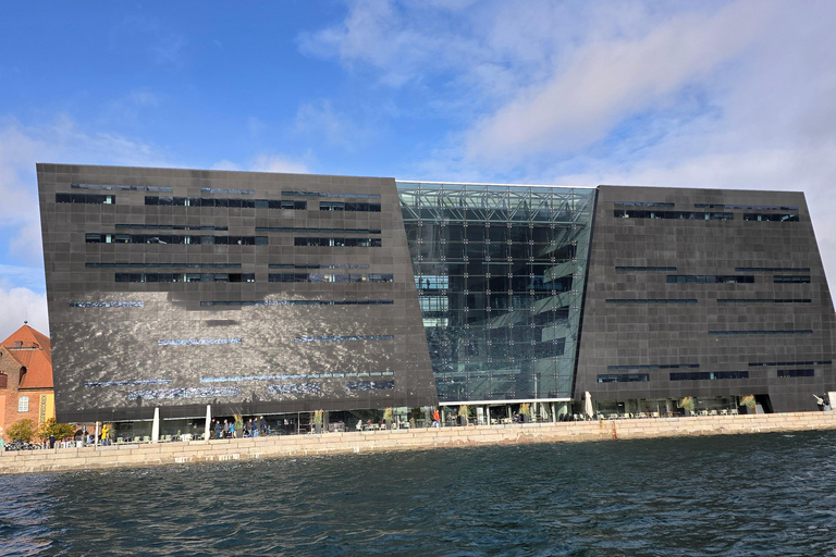 Copenhagen: Private Canal Cruise, Dragør & Helsingør Tour