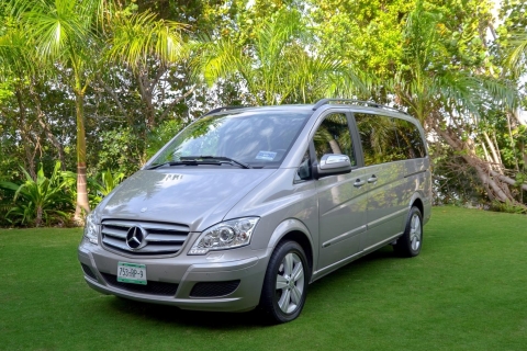 Prywatny luksusowy transfer z lotniska w Cancun do portu ChiquilaPrywatny luksusowy samochód do portu Chiquila - podróż w obie strony