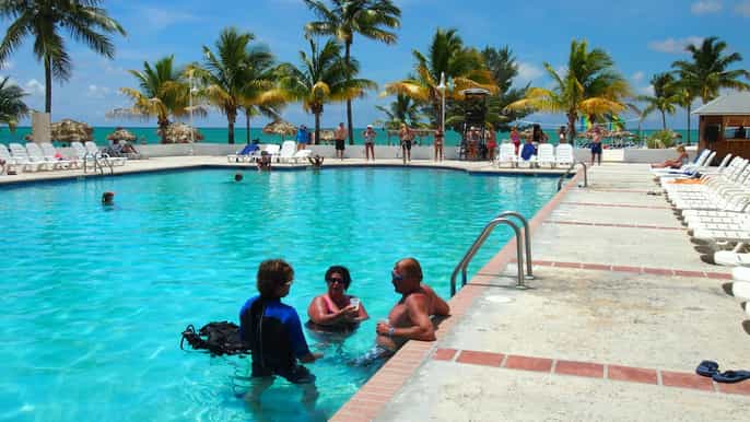 grand bahama – half day beginner scuba diving program