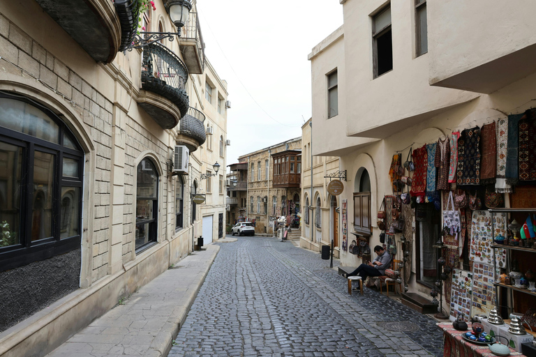 Baku: Guided Wine Tasting & Old City Tour Guided Old City Tour