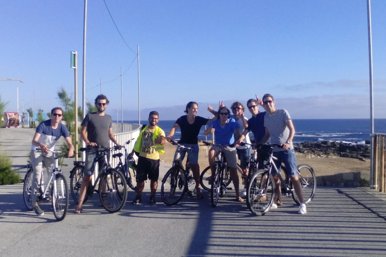 Porto centro y paseo en bicicleta por la ciudadTour eléctrico en Oporto