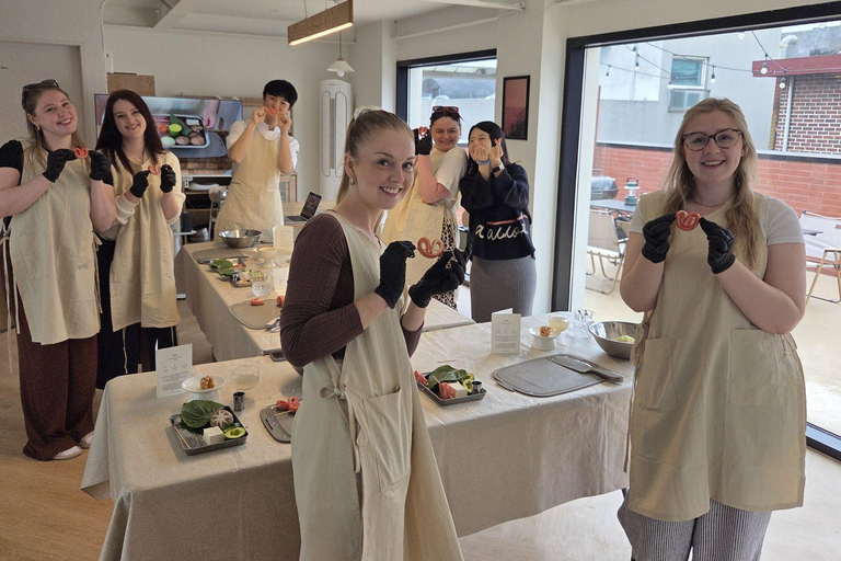 Seoul: Cooking Class and Tour with Michelin-Trained Chef