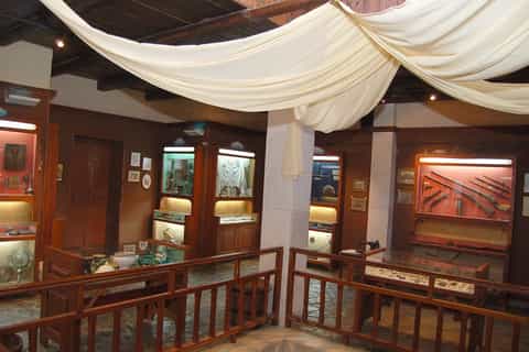 Heraklion: 2-Hour Guided Tour in Arolithos Museum (Crete)