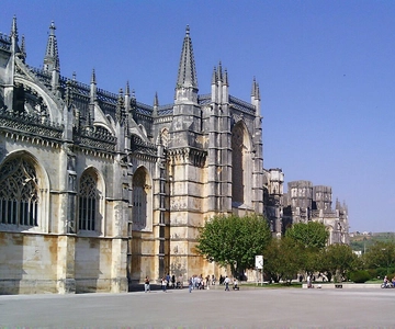 Tomar, Batalha and Alcobaca Private Tour